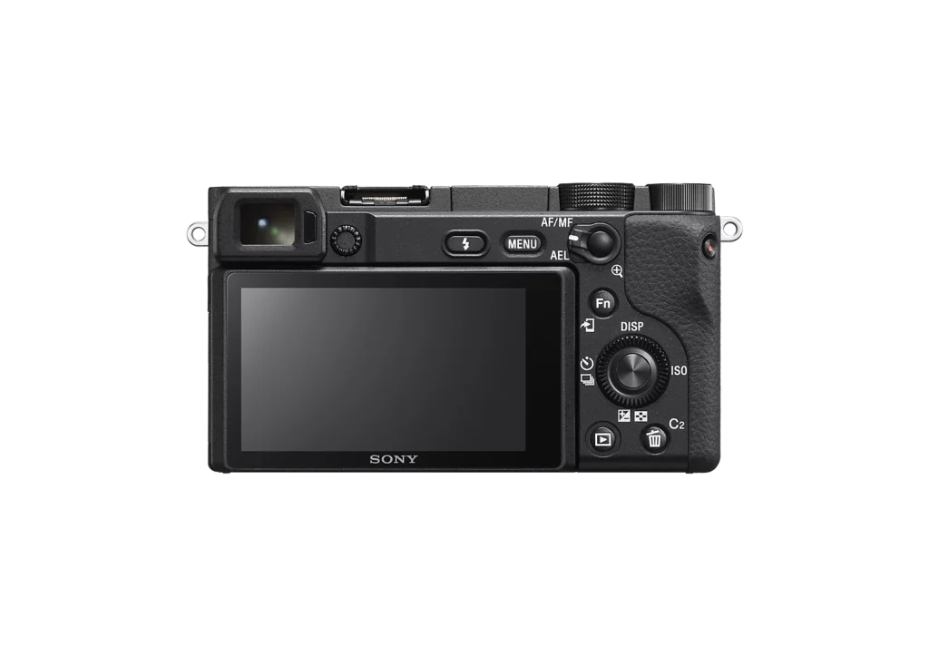 Sony A6400 (ILCE-6400A) + E PZ 16-50mm f/3.5-5.6 OSS II