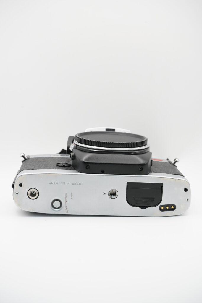 LEICA R7 (USATO)