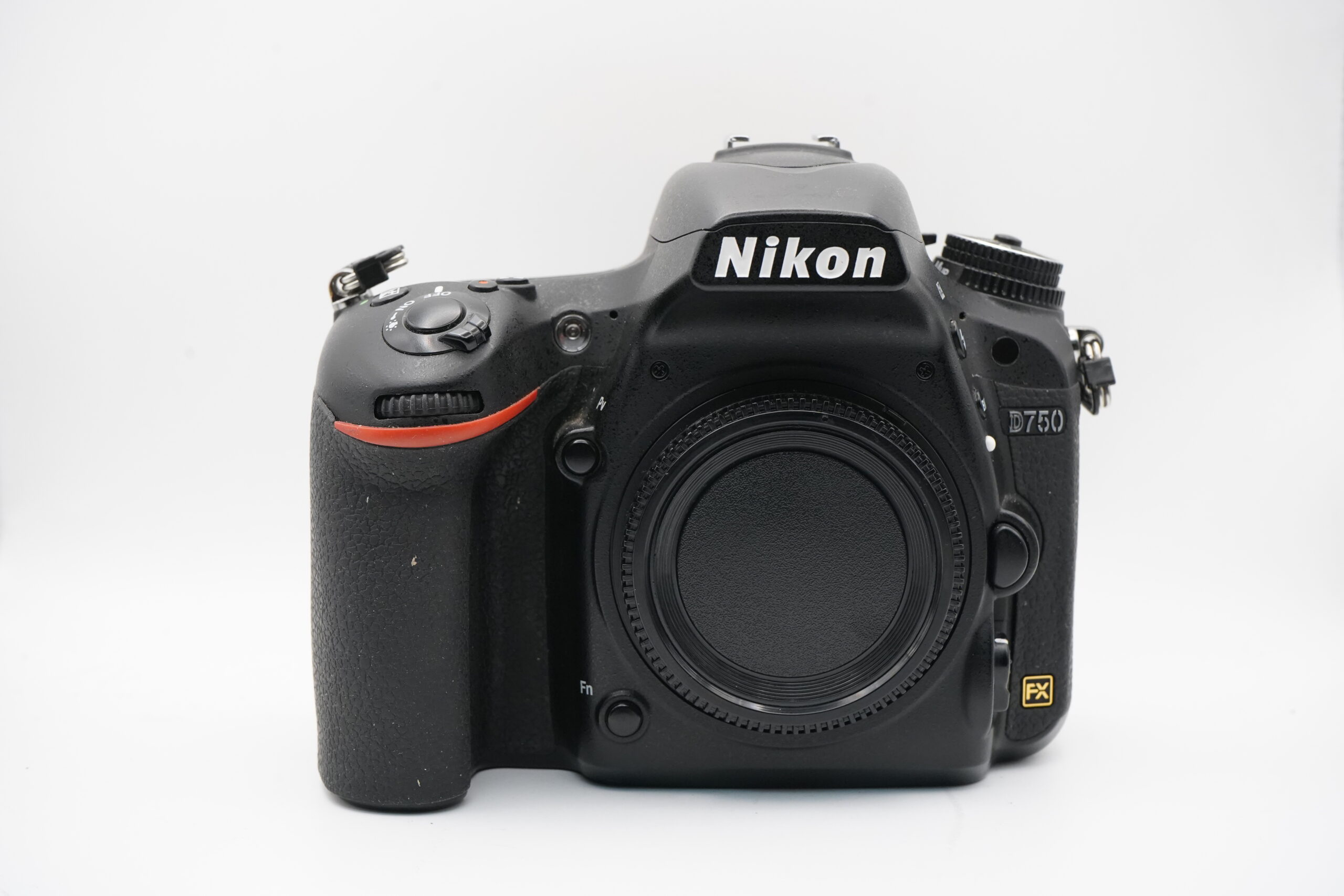 NIKON D750 (USATO)