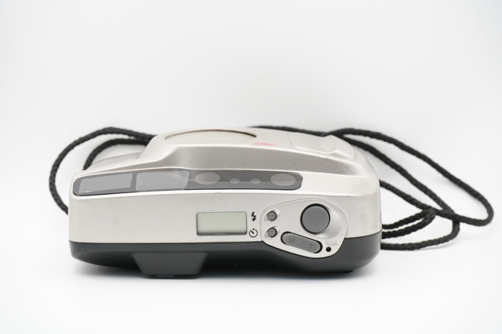 MINOLTA Riva Zoom70 (USATO)