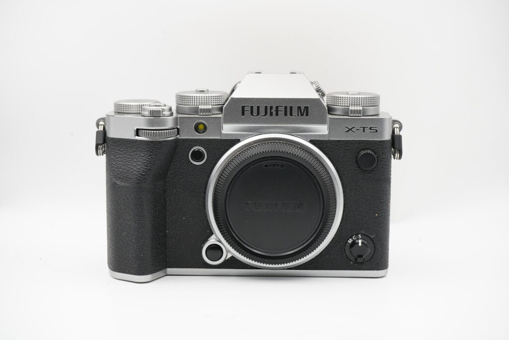 FUJIFILM X-T5 Silver (USATO)