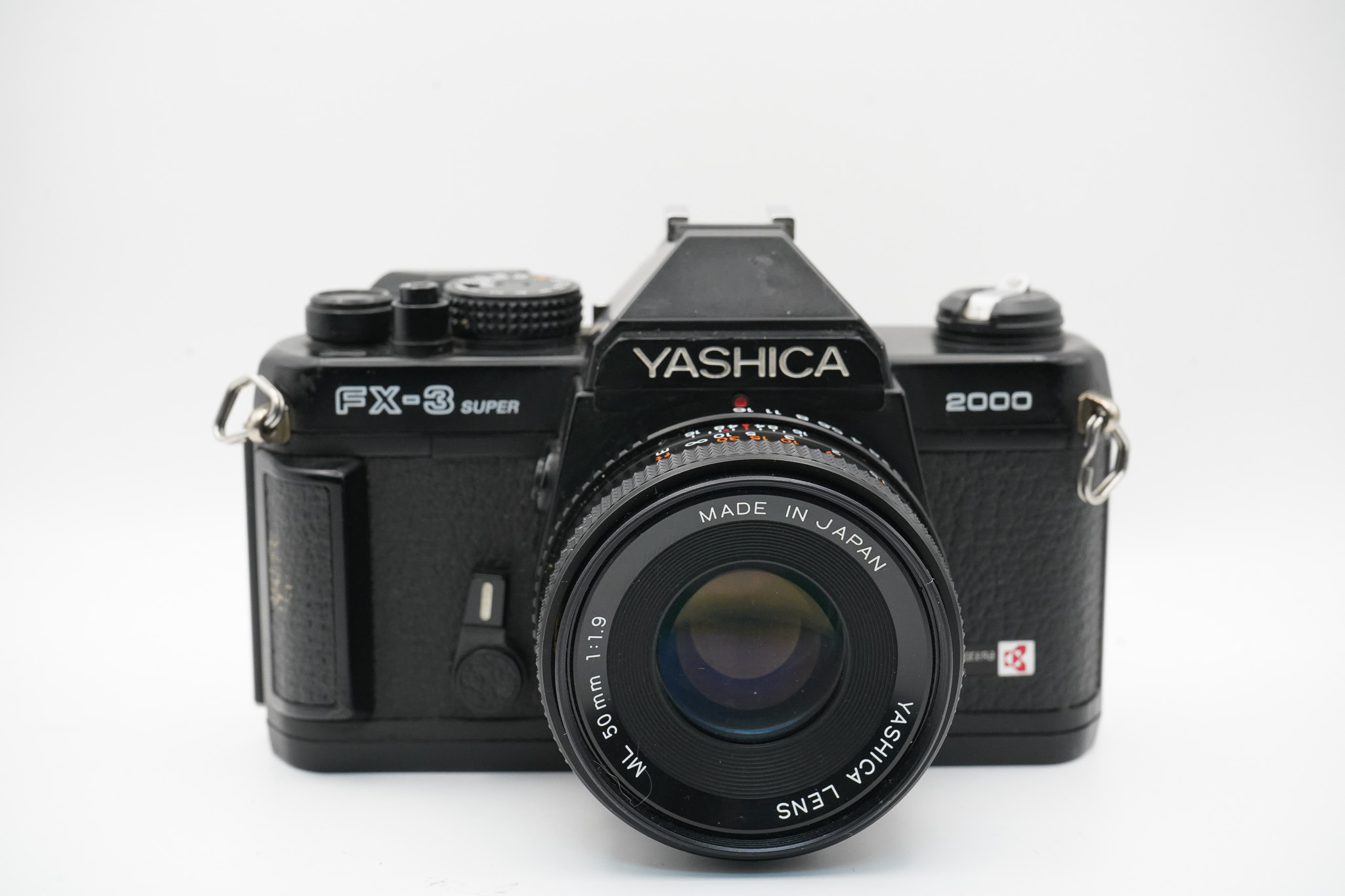 YASHICA FX-3 SUPER 2000 + ML 50/1.9 (USATO) - immagine 1